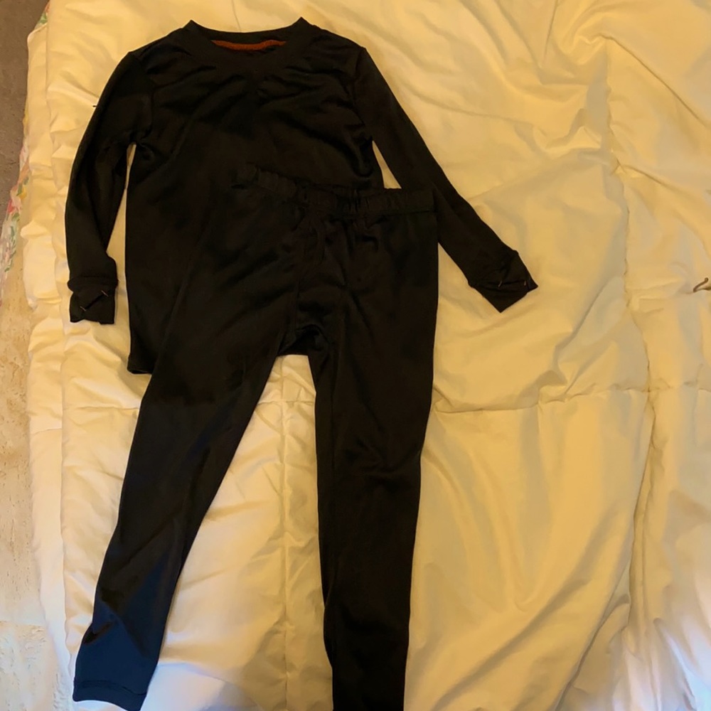 Boys long underwear size XS